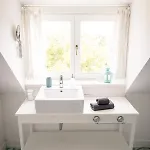לינה וארוחת בוקר Manor House Inn, 3*