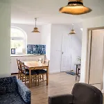 Manor House Inn, 3*