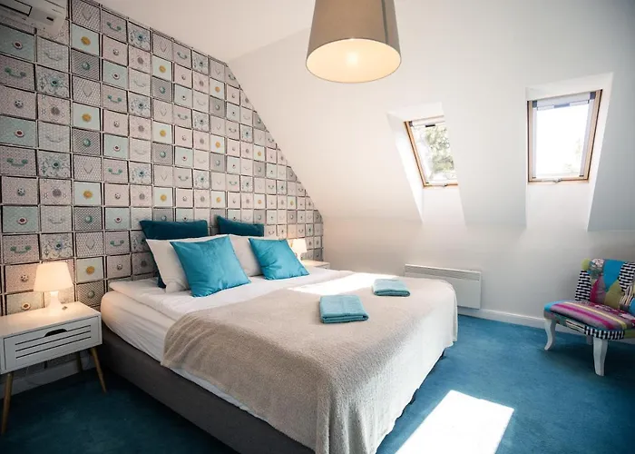 Manor House Inn,