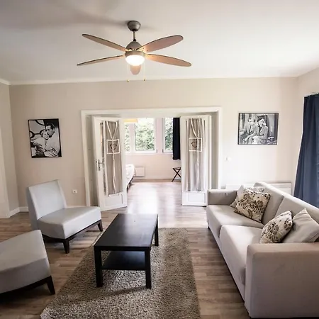 B&B Manor Apartments, *